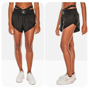 NWOT PUMA DARE TO WOVEN SHORTS Sz L